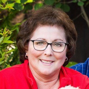 Meet your Posher, Paula